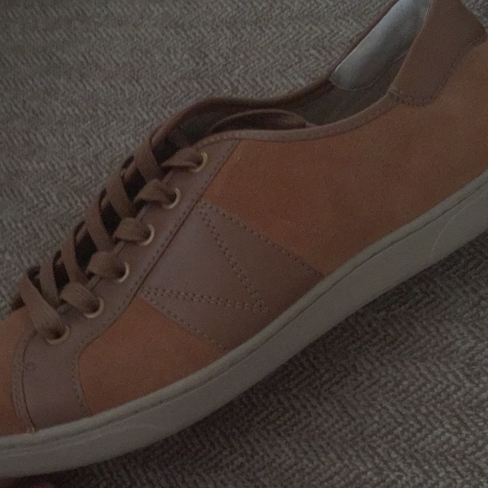 Vionic shoes - Picture 3 of 14